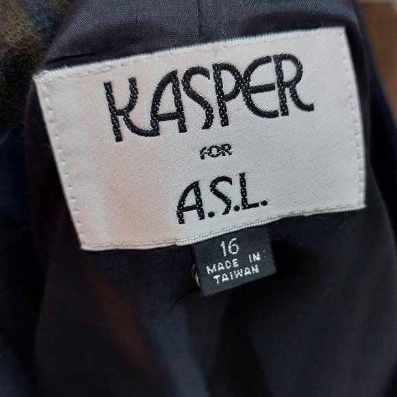 Kasper Black Plaid Blazer - Picture 4 of 10